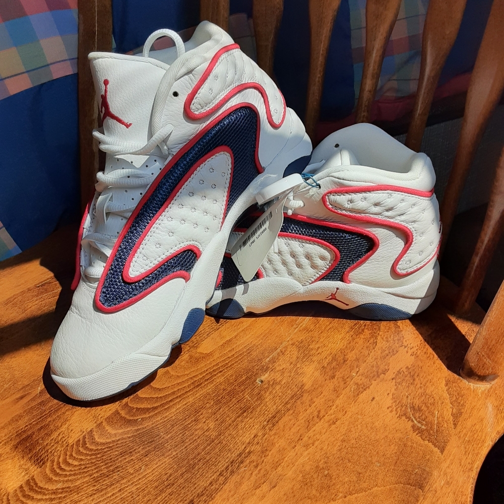 Women's NEW OG JORDAN WHITE RED NAVY SNEAKER SHOES SIZE 6.5
